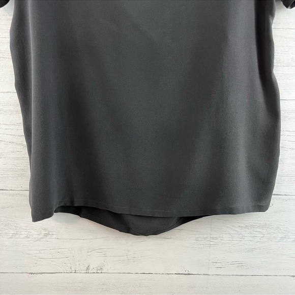 Chaser Gray Open Back Short Sleeve Top - Picture 4 of 7